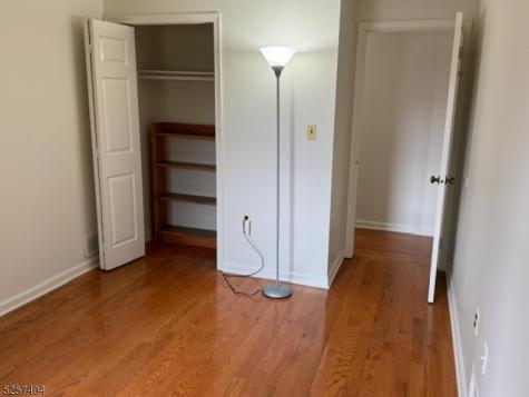 144 Beverly Hill Terrace Woodbridge NJ 07095