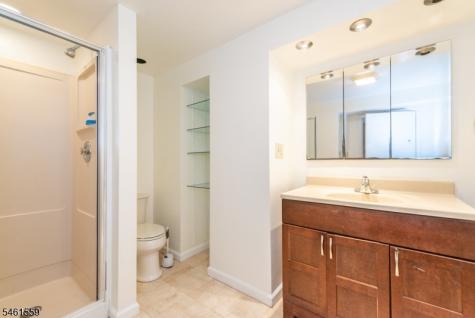 16 Llewellyn Road Montclair NJ 07042