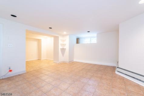 16 Llewellyn Road Montclair NJ 07042