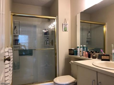 201 Robertson Way Lincoln Park NJ 07035