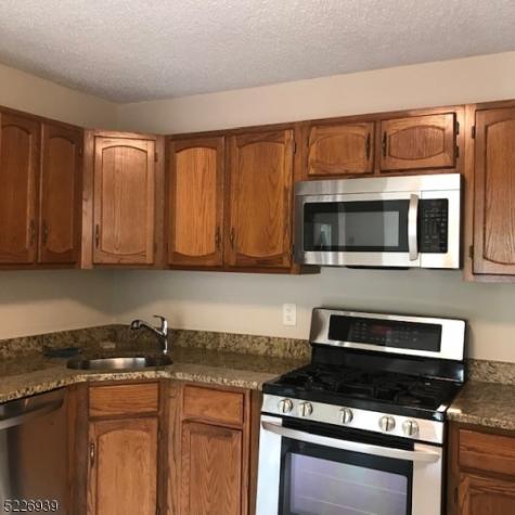 201 Robertson Way Lincoln Park NJ 07035