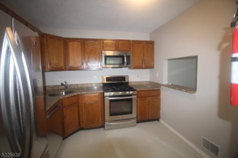 201 Robertson Way Lincoln Park NJ 07035