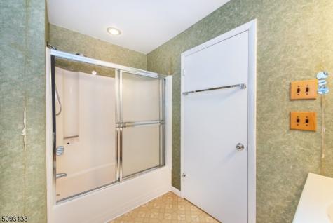 21 East Shore Road Denville NJ 07834