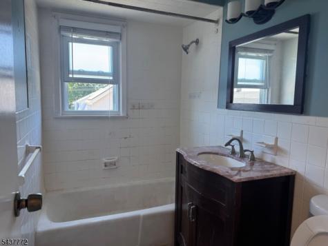 50 Valley Way West Orange NJ 07052