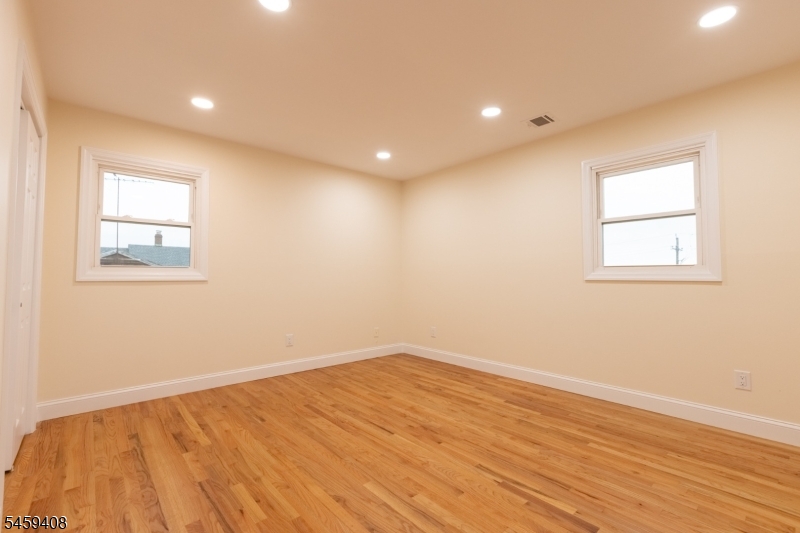 375 Broad Street Carlstadt NJ 07072