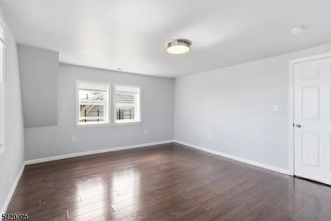 59 Farley Avenue Newark NJ 07108