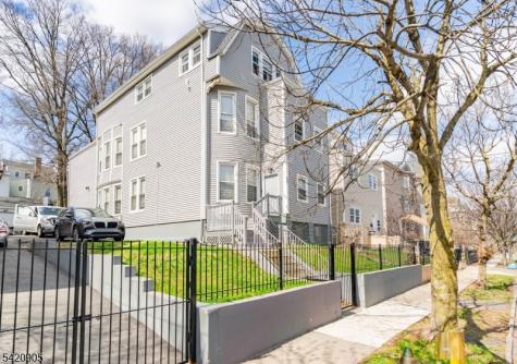 59 Farley Avenue Newark NJ 07108