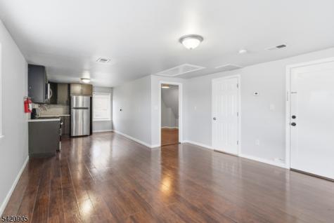 59 Farley Avenue Newark NJ 07108