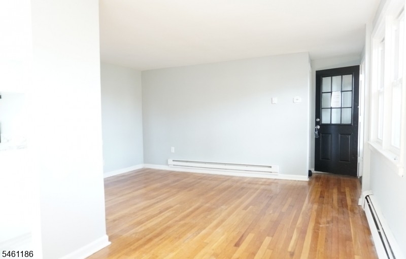 736 Audrey Dr Unit 1 Rahway NJ 07065