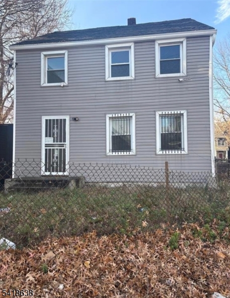 172 N Main St Cove Paterson NJ 07522
