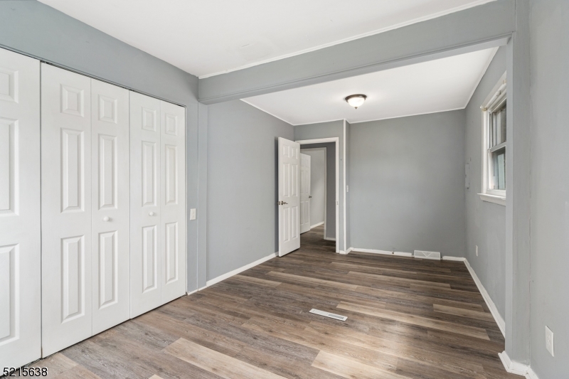 23 Clinton Avenue Mansfield NJ 07865