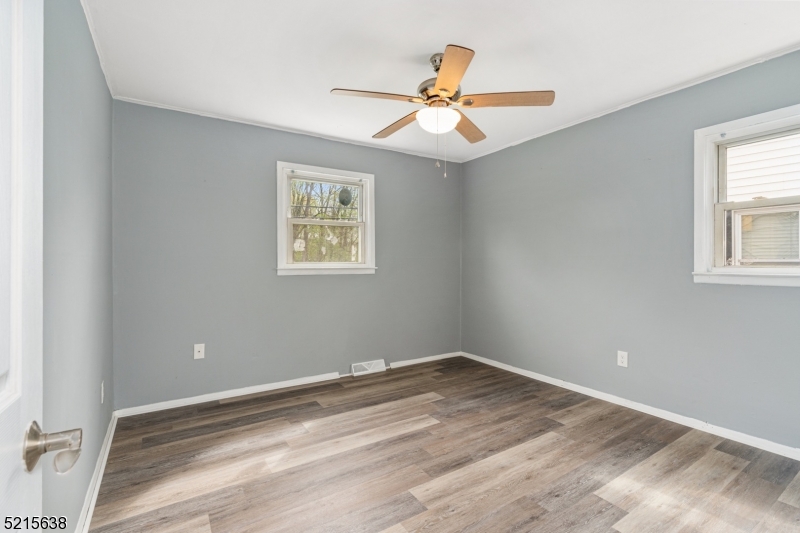 23 Clinton Avenue Mansfield NJ 07865