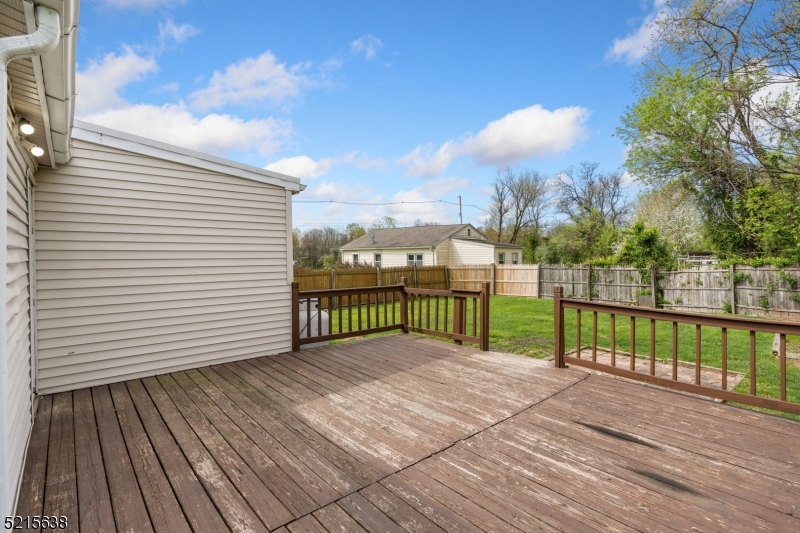 23 Clinton Avenue Mansfield NJ 07865
