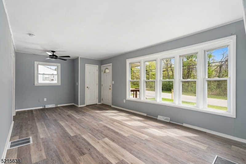 23 Clinton Avenue Mansfield NJ 07865