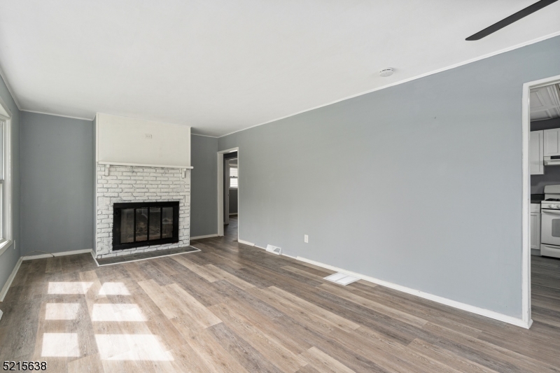 23 Clinton Avenue Mansfield NJ 07865