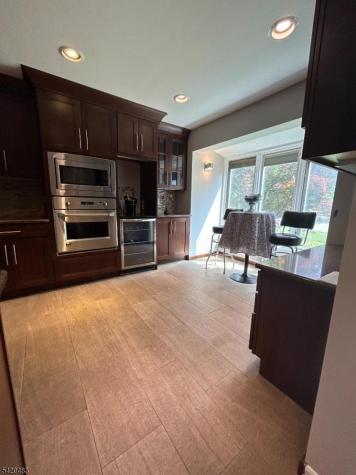 220 Butternut Drive Wayne NJ 07470