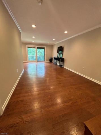 220 Butternut Drive Wayne NJ 07470