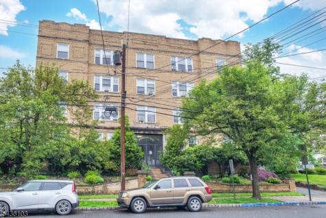 22 Saint Lukes Place Montclair NJ 07042