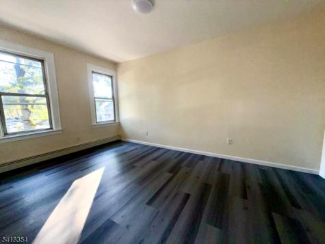 37 Field Place Newark NJ 07112