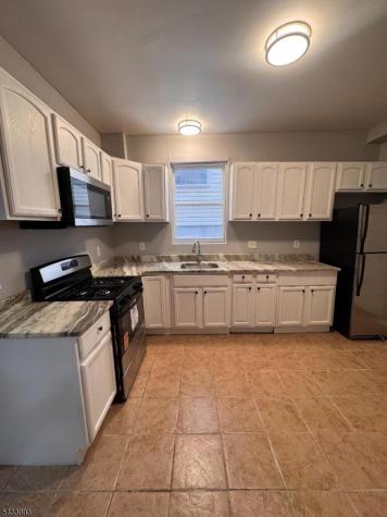 117 S 12th Street Newark NJ 07107