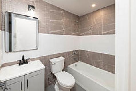 125 Broughton Avenue Bloomfield NJ 07003