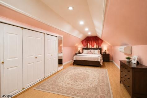 19 Aspen Road West Orange NJ 07052