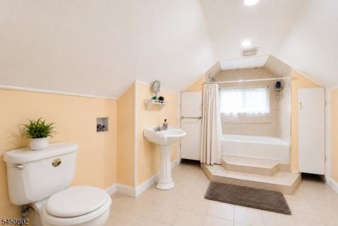 19 Aspen Road West Orange NJ 07052