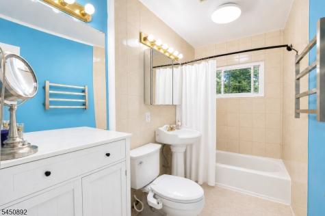 19 Aspen Road West Orange NJ 07052