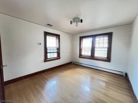 325 Bogert Avenue Ridgewood Village NJ 07450