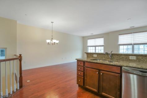 308 Rotando Way Morris Plains NJ 07950