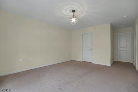 308 Rotando Way Morris Plains NJ 07950