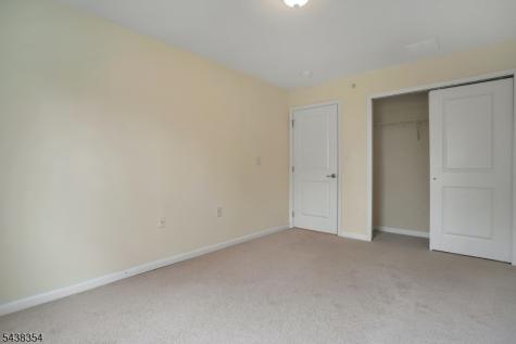 308 Rotando Way Morris Plains NJ 07950