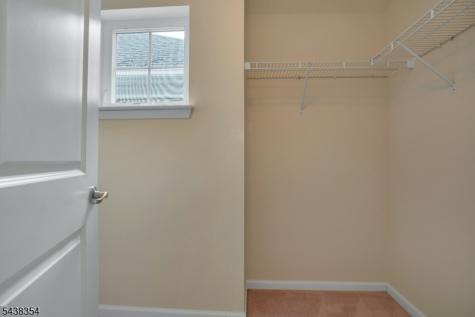 308 Rotando Way Morris Plains NJ 07950