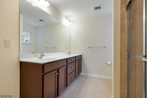 308 Rotando Way Morris Plains NJ 07950