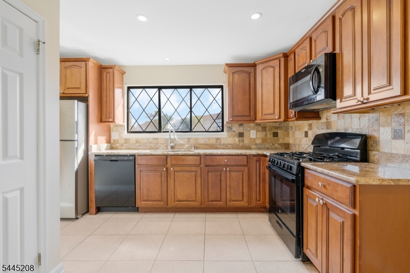 182 Wildflower Lane Hillsborough NJ 08844