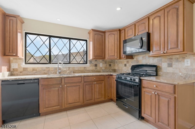 182 Wildflower Lane Hillsborough NJ 08844