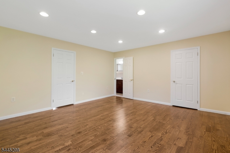 182 Wildflower Lane Hillsborough NJ 08844