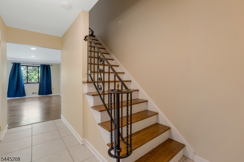182 Wildflower Lane Hillsborough NJ 08844