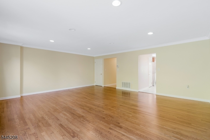 182 Wildflower Lane Hillsborough NJ 08844