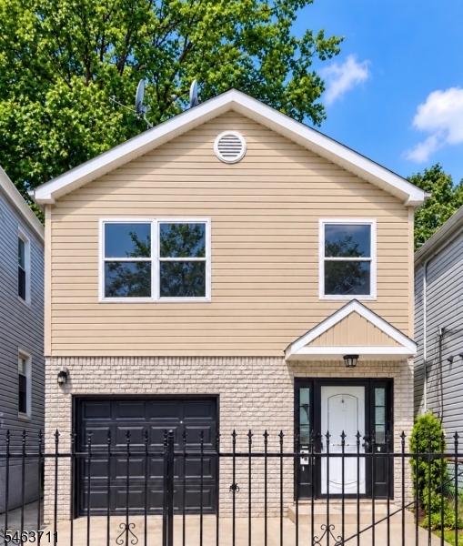 63 Hobson Street Newark NJ 07112