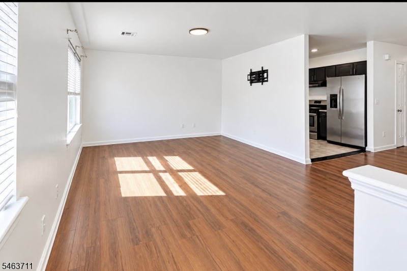 63 Hobson Street Newark NJ 07112