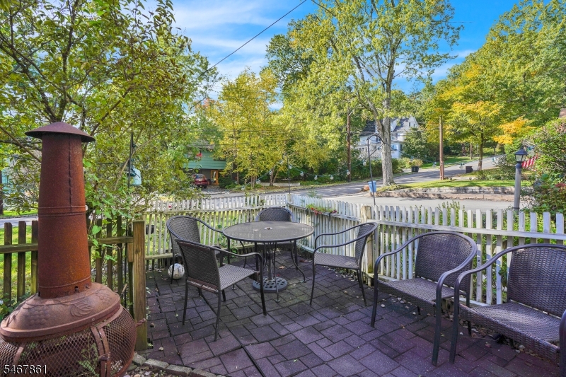 540 Up Mountain Avenue Montclair NJ 07043