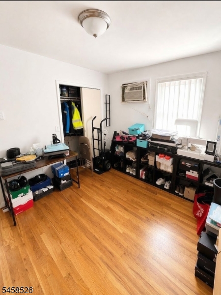 600 N 6th Street Newark NJ 07107