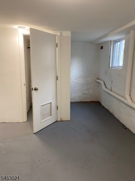 48 Entwistle Avenue Nutley NJ 07110