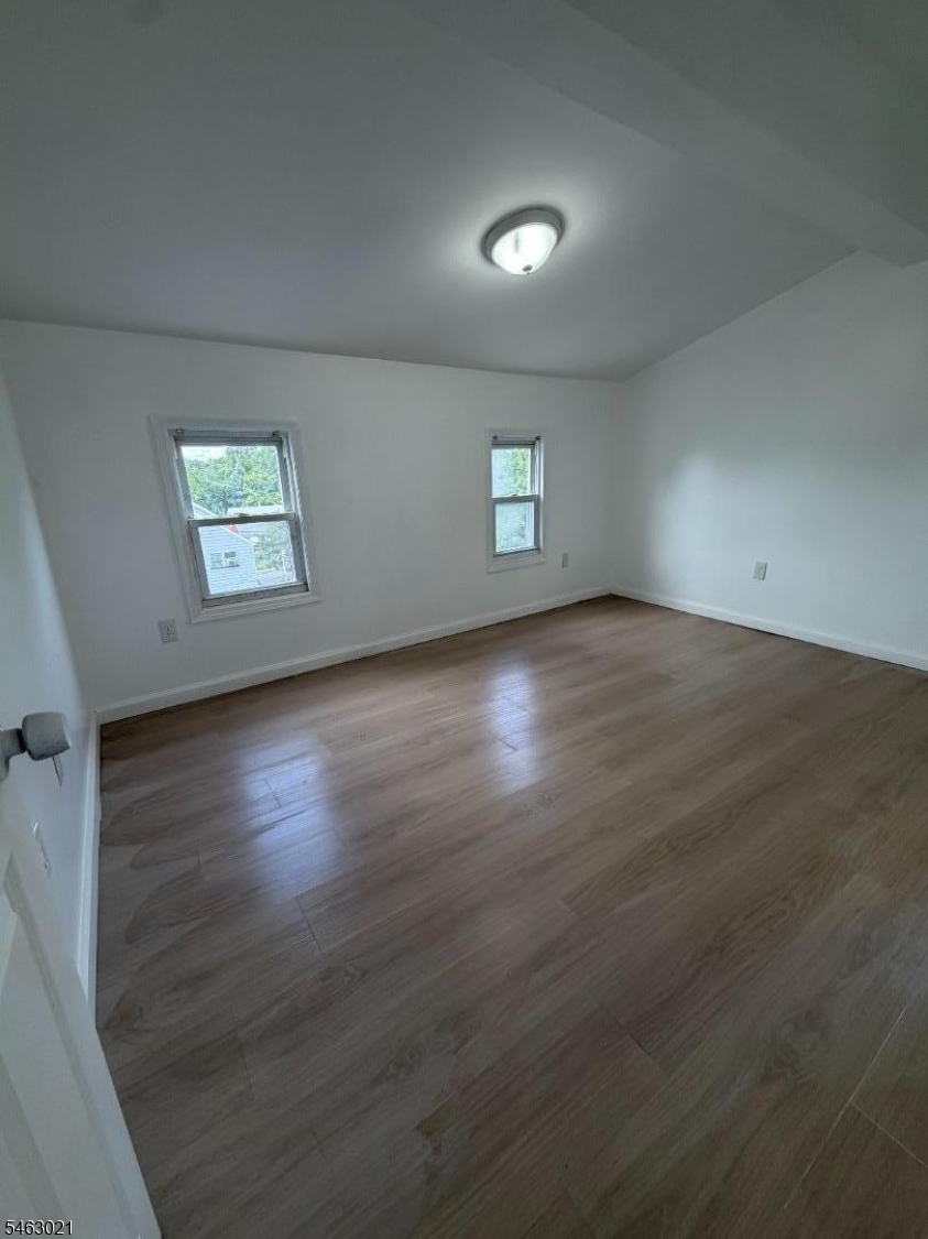 48 Entwistle Avenue Nutley NJ 07110