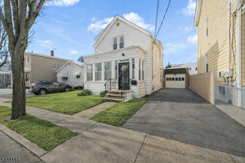 416 2ND Street Carlstadt NJ 07072