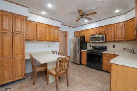 859 Lake Shore Drive Parsippany-troy Hills NJ 07054