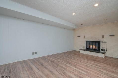 859 Lake Shore Drive Parsippany-troy Hills NJ 07054