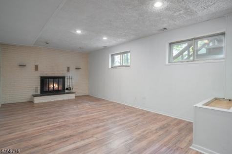 859 Lake Shore Drive Parsippany-troy Hills NJ 07054