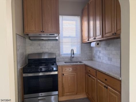 557 Gregory Avenue Passaic NJ 07055